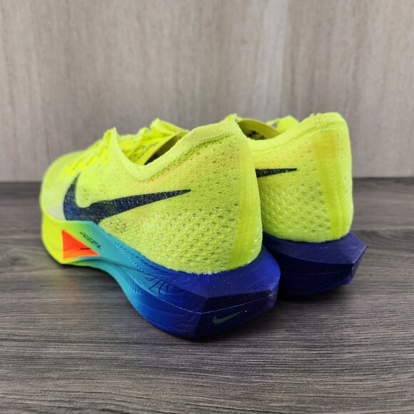 Nike ZoomX VaporFly Next% 3 Fast Pack Sz 7.5 Mens Sz 9 Womens Volt Running Shoes